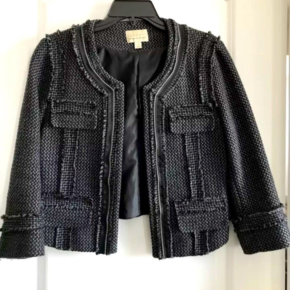 Hinge cropped jacket in a medium